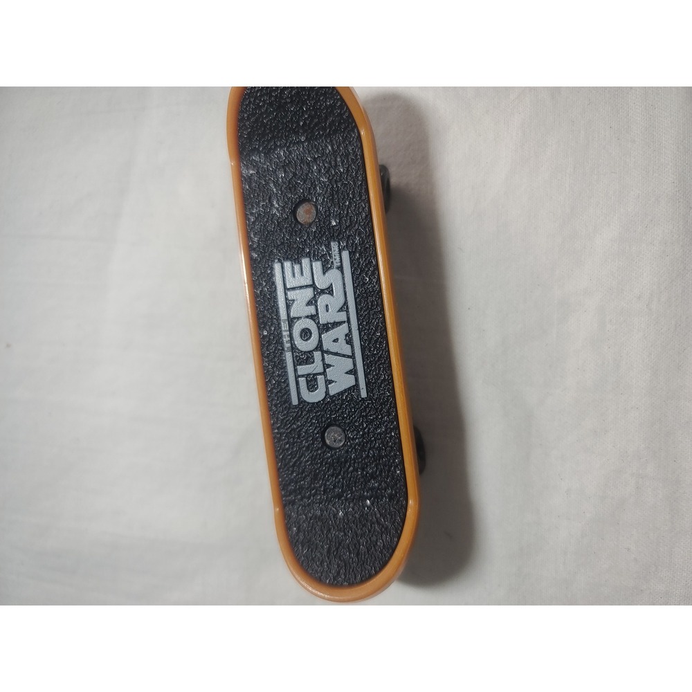 Star Wars The Clone Wars Anakin Skywalker Finger Skateboard McDonald's Toy 2010